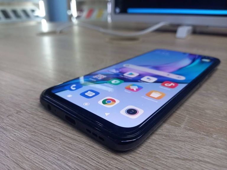 Xiaomi Mi Note 10 6/128GB Green Код:01-18951051. Изображение 7