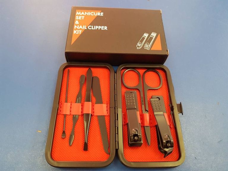 Дешево Набір 7 предметів з ломбарду