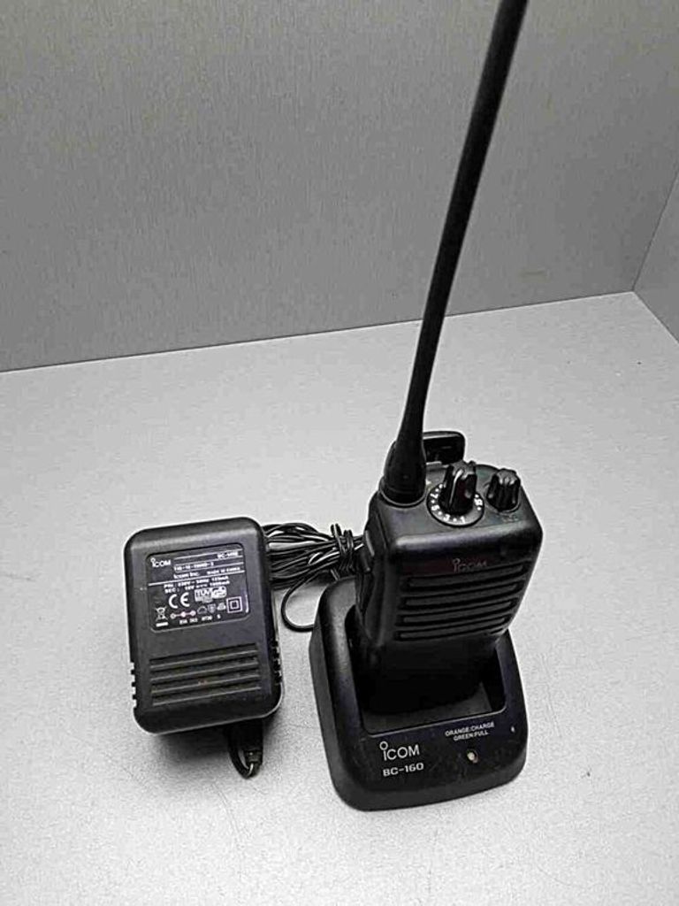 Icom IC-F26