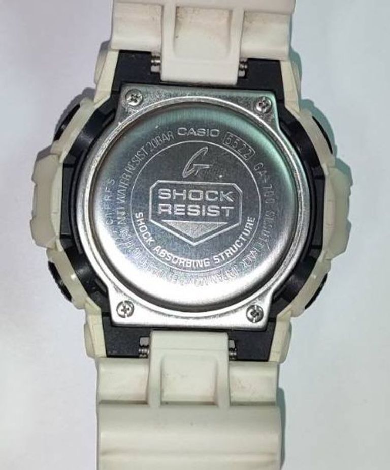 Casio GA-700MG-1AER