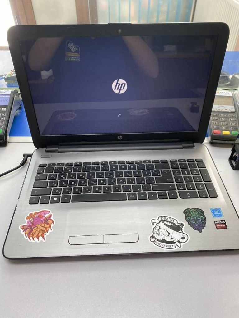 Hp pentium n3710 1,6ghz/ ram4gb/ hdd500gb/amd radeon r5 m330