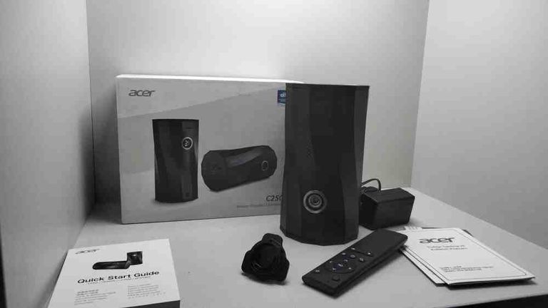 Купить Acer C250i (MR.JRZ11.001) Б/У