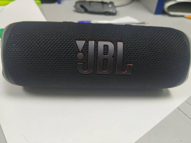 Оголошення Jbl flip 6 Б/У