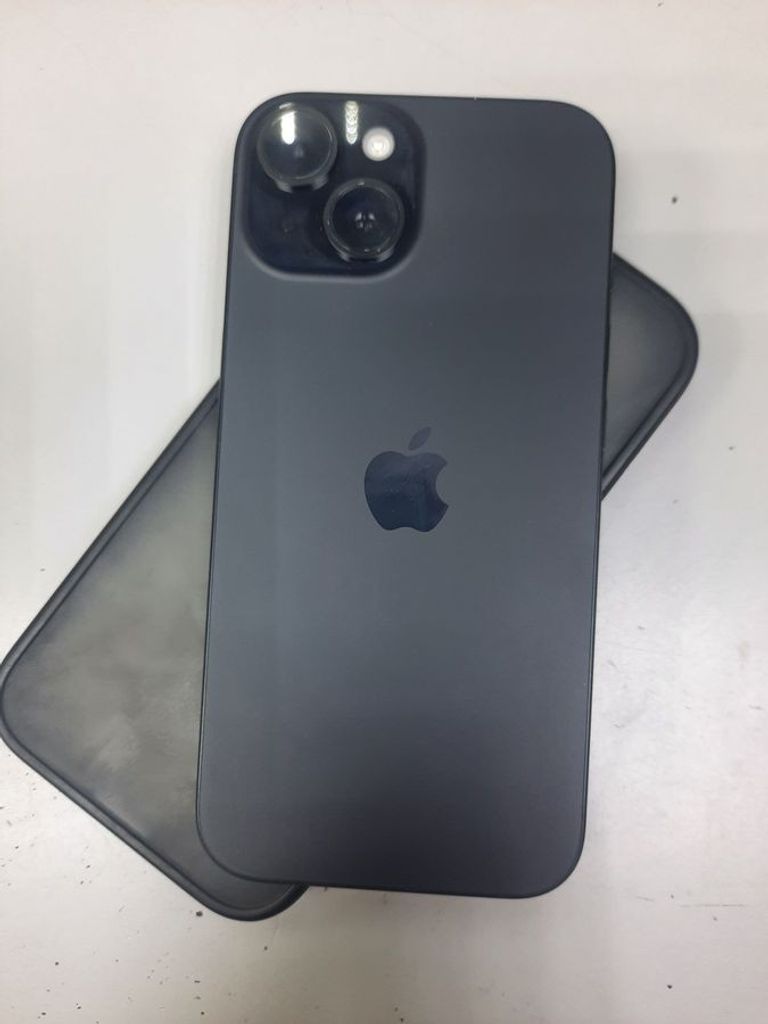 Apple iPhone 15 128GB Green Код:01-200465196. Зображення 6