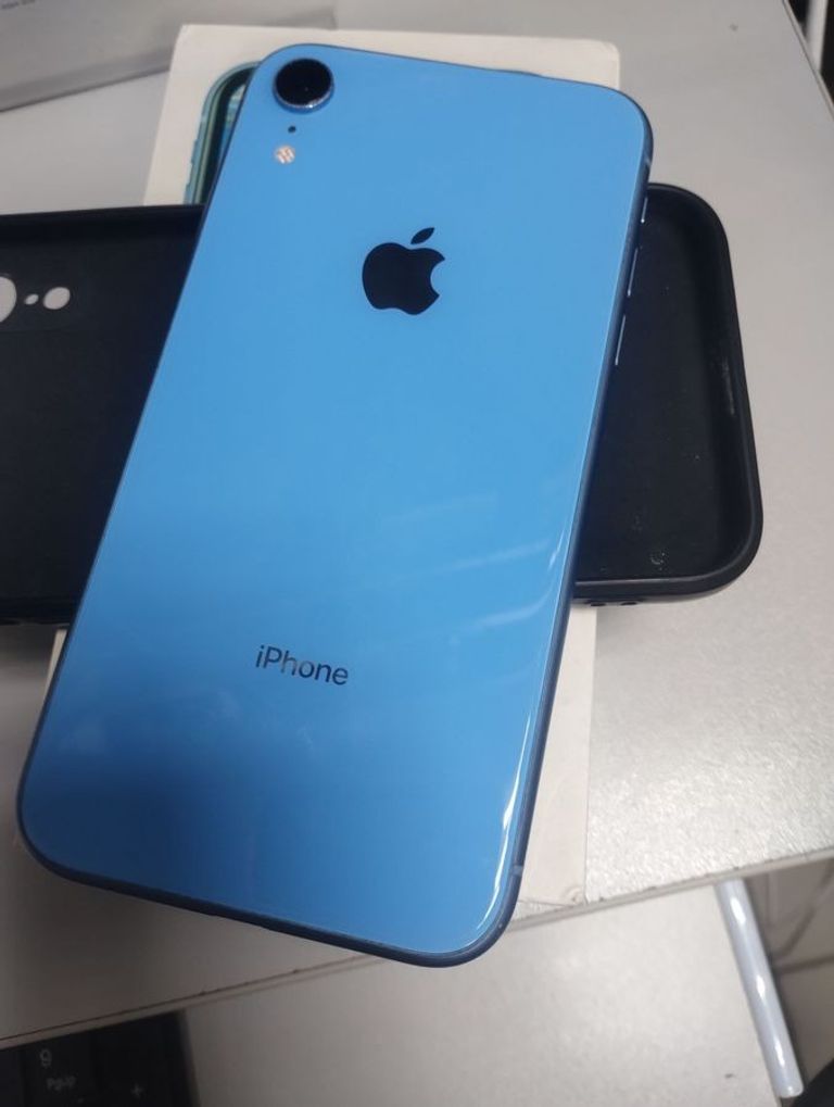 Купити Apple iphone xr 64gb Б/У