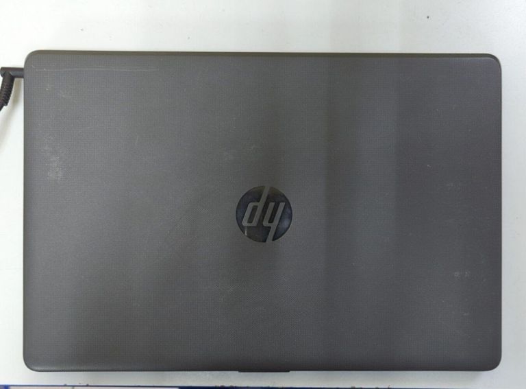 Дешиво Hp екр 15,6"/ amd a6 9220/ ram4gb/ ssd240gb/ radeon r4 с ломбарда