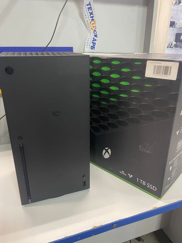 Дешиво Microsoft xbox series x 1tb с ломбарда