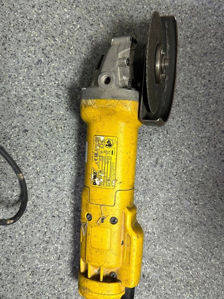 Купити Dewalt DWE4215 Б/У