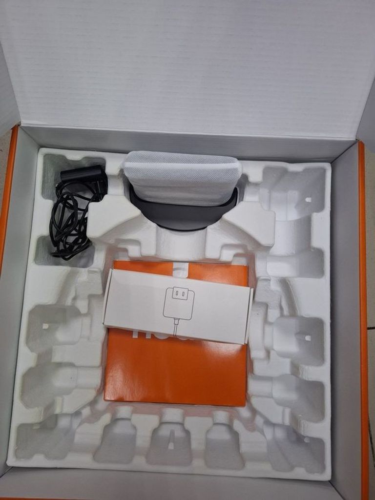 Дешево Neato Botvac D8 з ломбарду