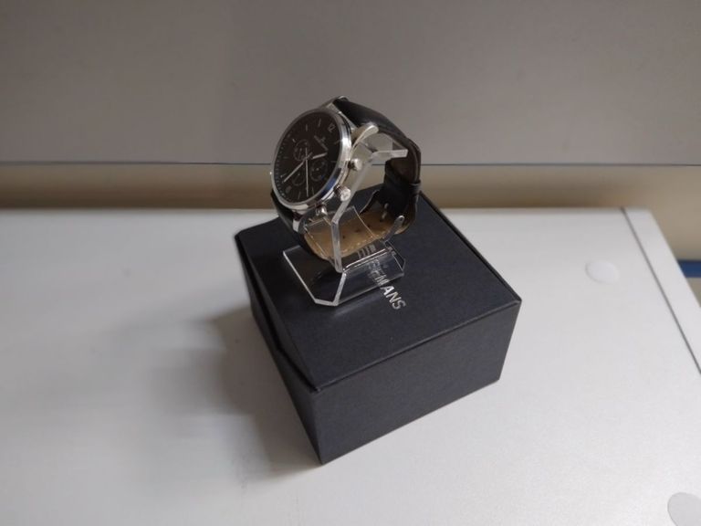 Дешево Jacoues Lemans 1-2126 з ломбарду