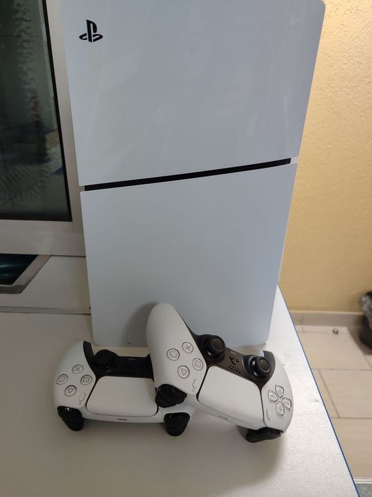 Купити Sony PlayStation 5 Slim Digital Edition 1TB Б/У