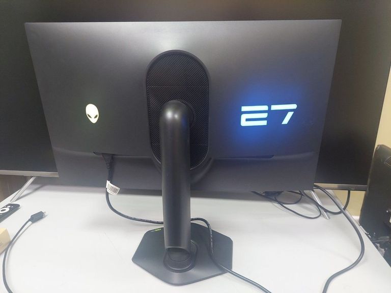 Распродажа Alienware aw2724dm, продавец Техноскарб