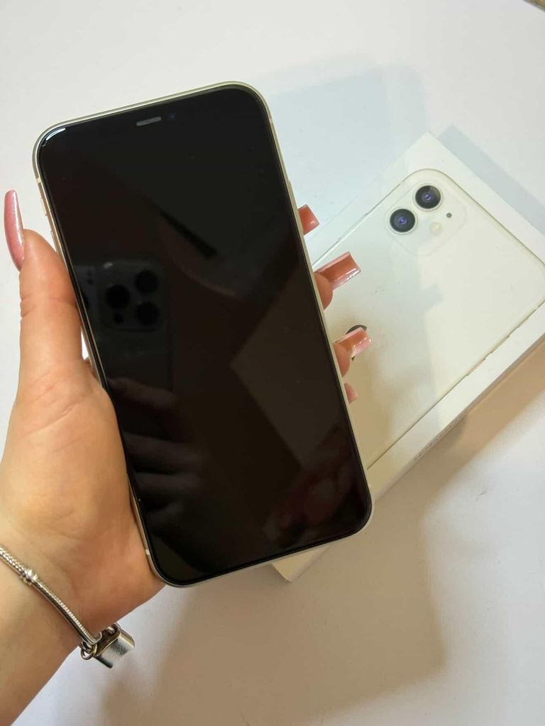 Купити Apple iPhone 11 128GB White Slim Box (MHDJ3) Б/У
