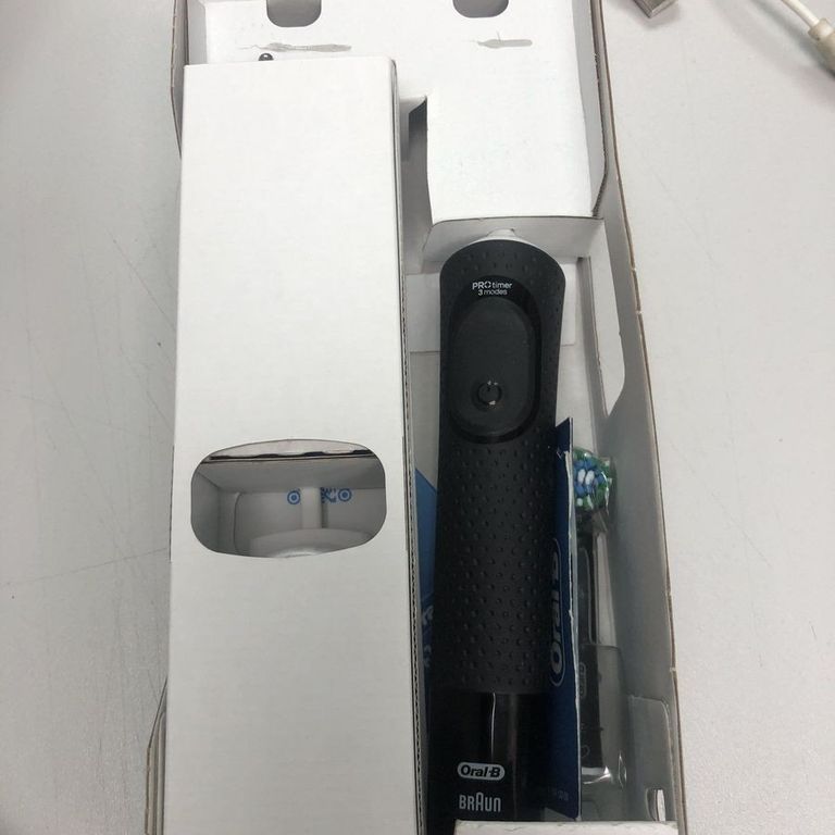 Дешево Oral B type 3757 з ломбарду
