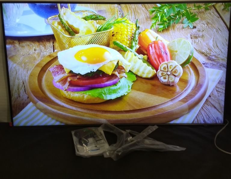 Объявление Samsung QE50Q60C Б/У