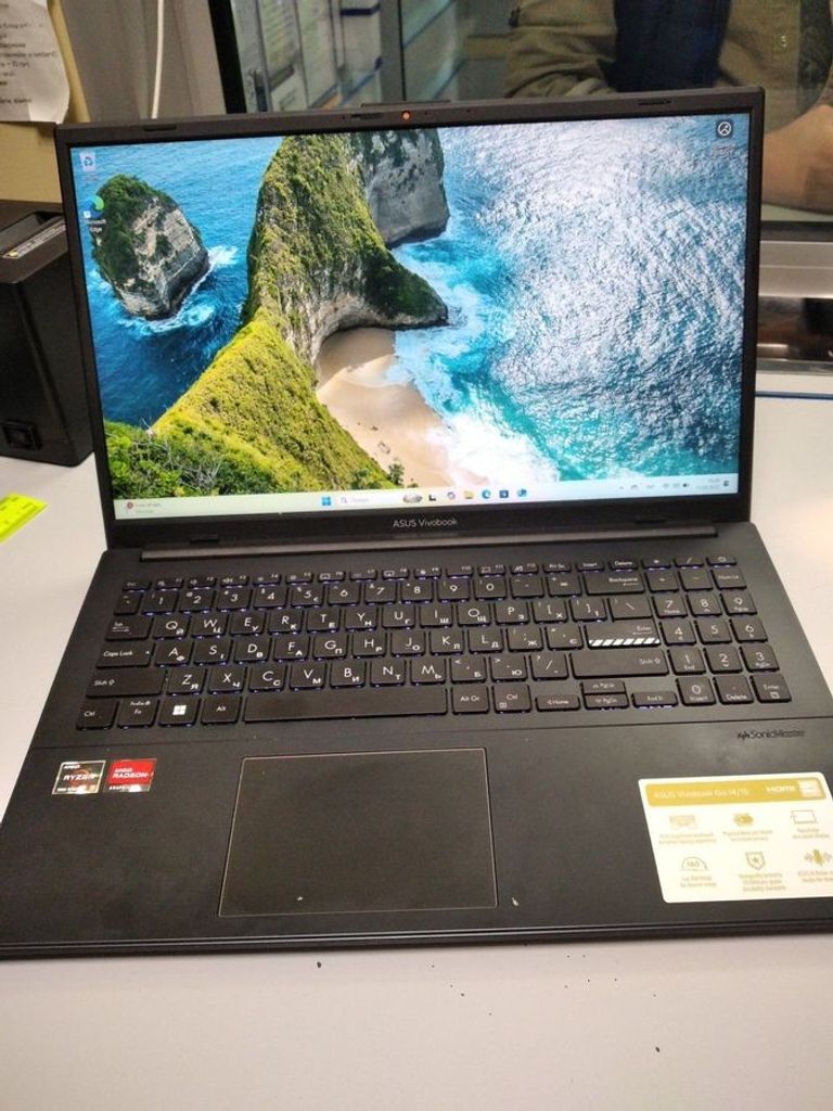 Купити Asus 15/ryzen 3 7320u ddr5/8gb ddr5/ssd 256 gb/*інтегрована Б/У