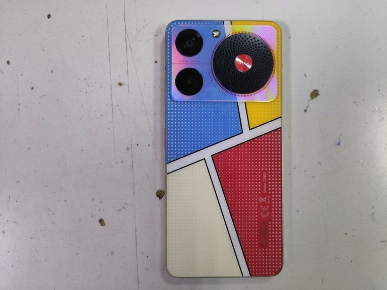 Объявление Zte Nubia Music 4/128GB POP Art Б/У