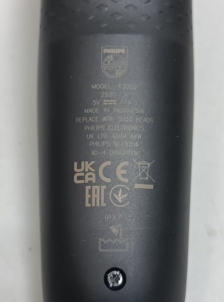 Дешиво Philips Shaver Series 3000X X3002/00 с ломбарда