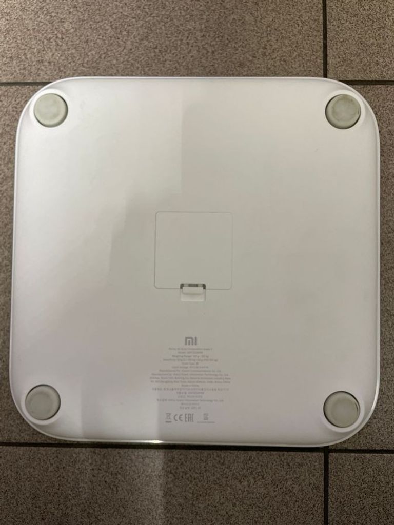 Дешиво Xiaomi Mi Body Composition Scale 2 с ломбарда