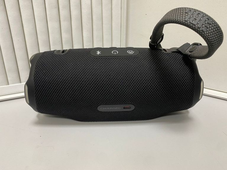 Дешиво JBL Charge 6 Black с ломбарда