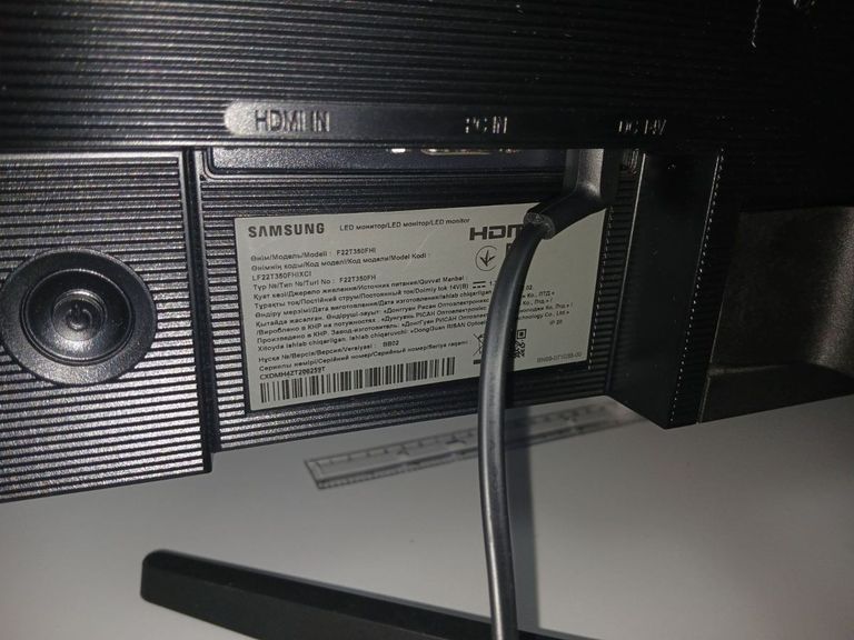 Оголошення Samsung lf22t350f Б/У