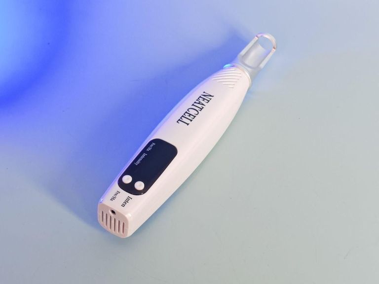 Дешево Neatcell Blue Light з ломбарду