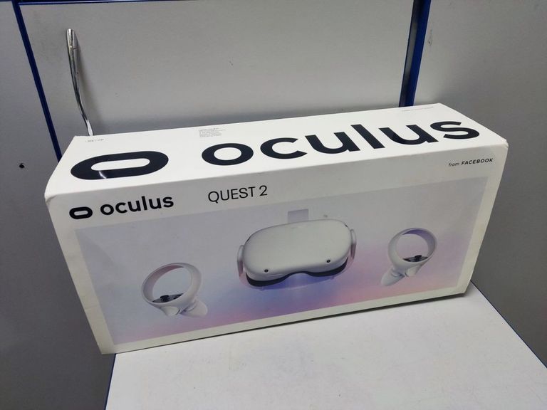 Дешиво Oculus Quest 2 64 GB с ломбарда