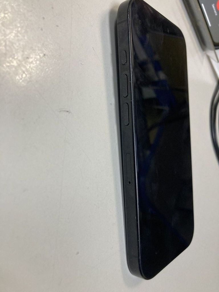 Apple iphone 16 pro 256gb Код:01-200844216. Изображение 10