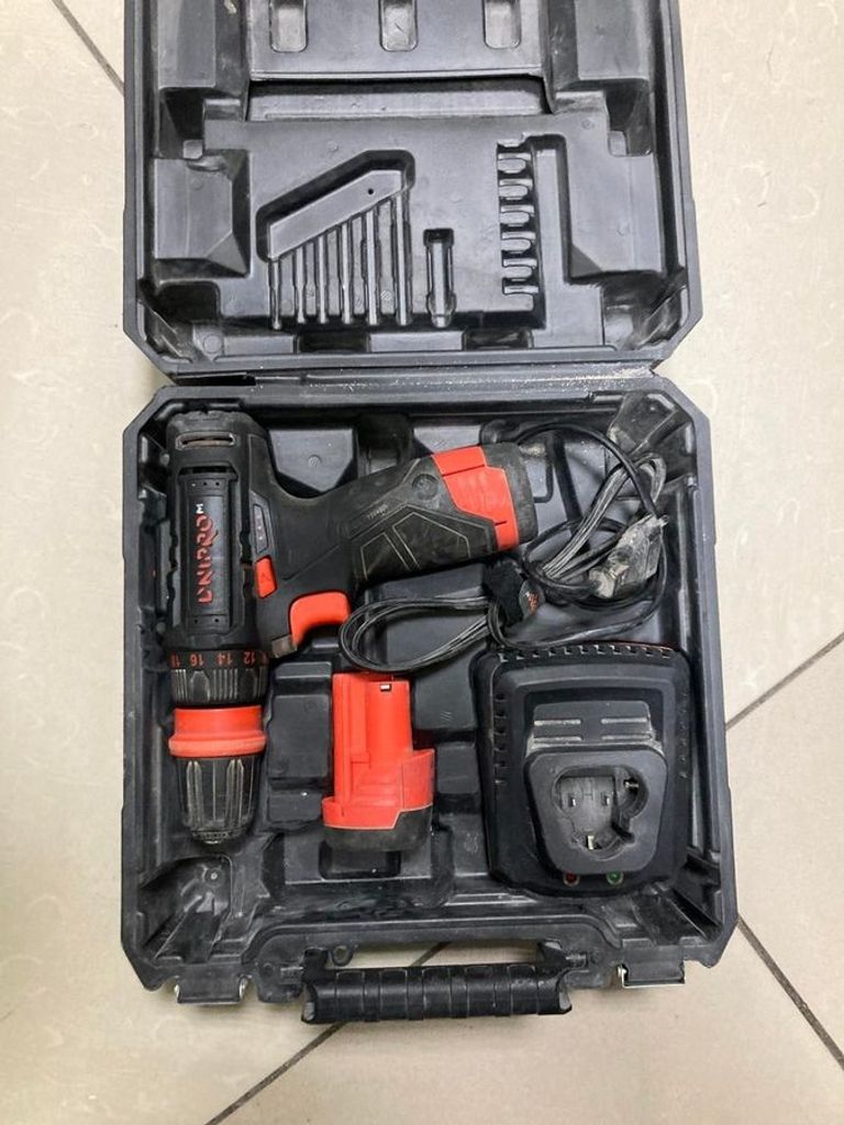 Оголошення Dnipro-M cd-12qx 2акб зп Б/У