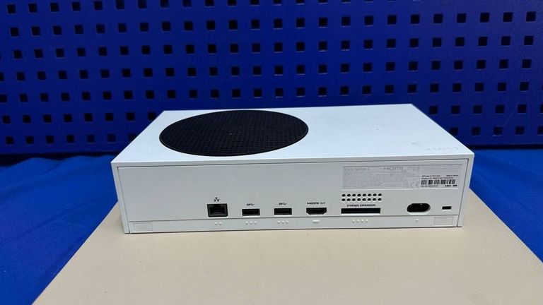 Microsoft xbox series s 512gb Код:01-200850924. Зображення 7