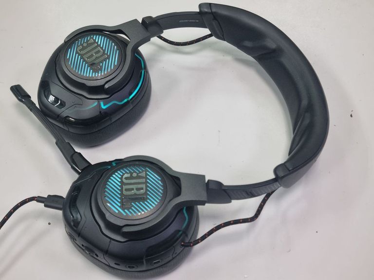 Оголошення Jbl quantum one Б/У