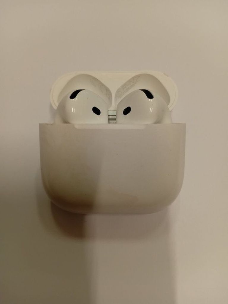 Оголошення Apple airpods 4 Б/У