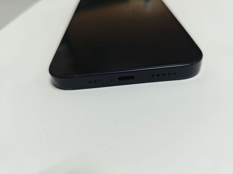 Apple iPhone 12 64GB (PRODUCT)RED Код:01-200861937. Изображение 7