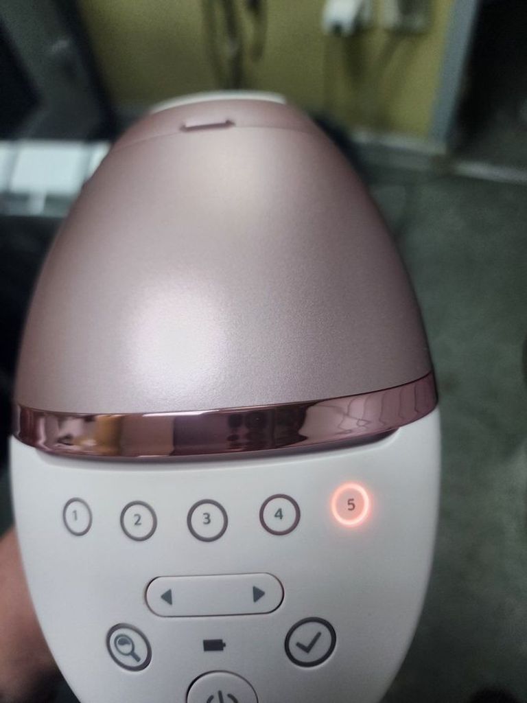 Philips Lumea IPL 9900 Series BRI977/00 Код:01-200872153. Изображение 5