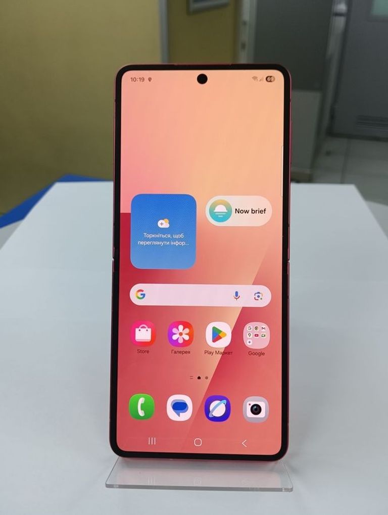 Оголошення Samsung galaxy flip7 12/256gb Б/У