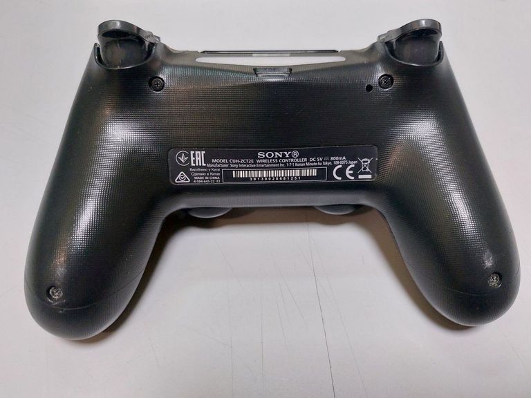 Дешево Sony dualshock 4 v2 з ломбарду
