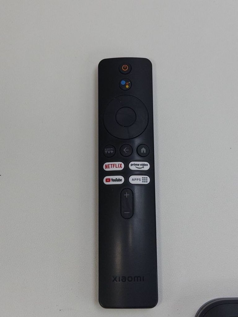 Дешиво Xiaomi mi tv box s 2nd gen 2/8gb с ломбарда
