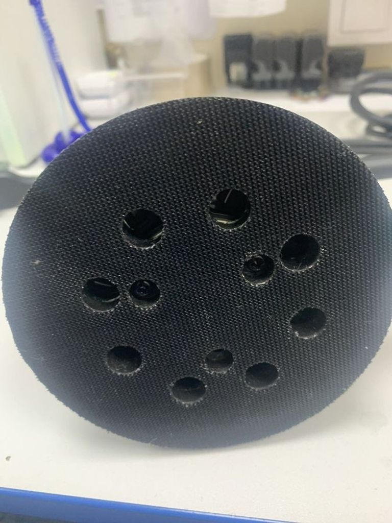 Дешево Makita BO5030 з ломбарду