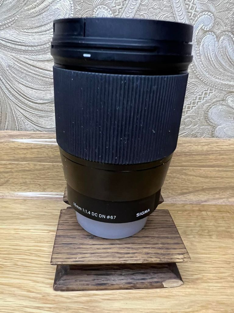 Купить Sigma 16mm 1:1.4 DC DN Б/У