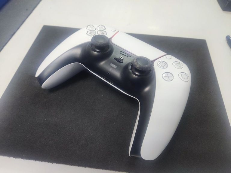 Купити Sony DualSense Black Б/У