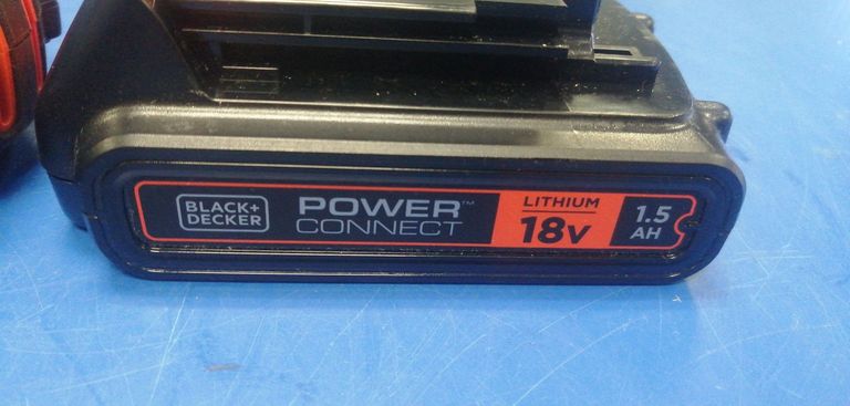 Розпродаж Black&Decker bdcdc18kb, продавець Техноскарб