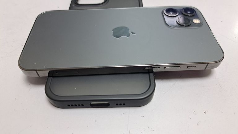 Дешево Apple iphone 12 pro 256gb з ломбарду