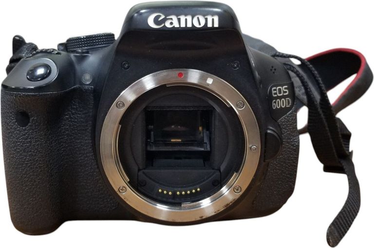Купити Canon EOS 600D body Б/У