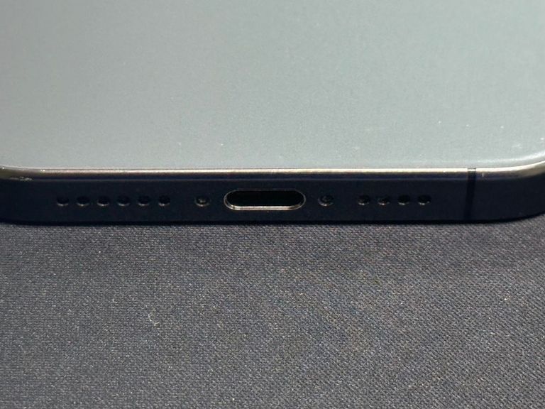 Оголошення Apple iphone 15 pro max 256gb Б/У