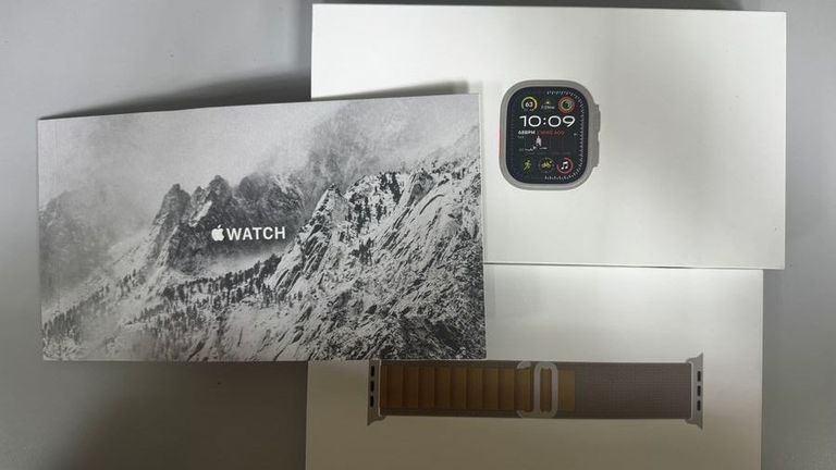Купить Apple watch ultra 2 gps + cellular 49mm titanium case Б/У