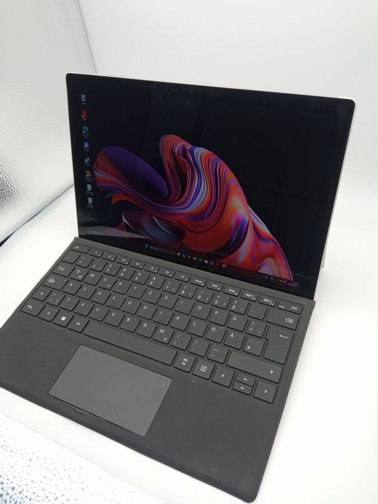 Оголошення Microsoft surface pro 7+ intel core i5-1135g7 16/256gb lte Б/У