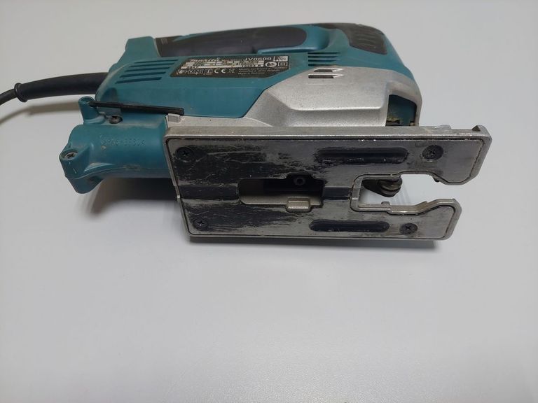 Дешево Makita JV0600K з ломбарду