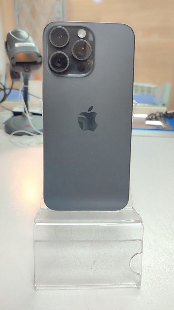 Купити Apple iphone 15 pro max 256gb esim Б/У