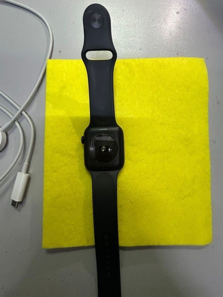 Дешиво Apple watch se gps 44mm aluminum case с ломбарда