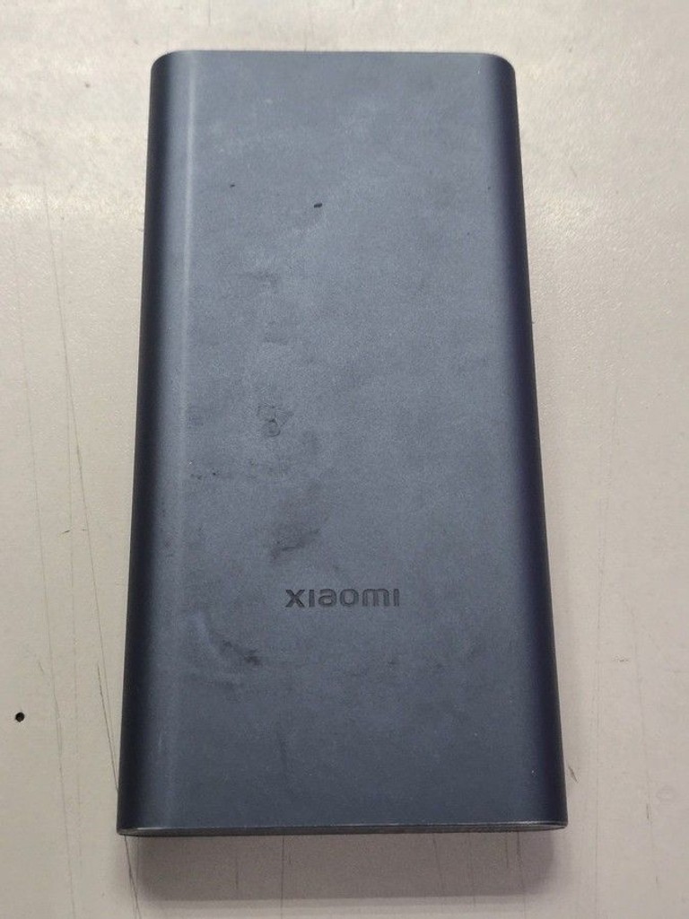 Купить Xiaomi 10000 Б/У